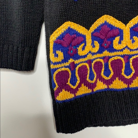VTG 1990s Embroidered Sweater - Picture 4 of 5
